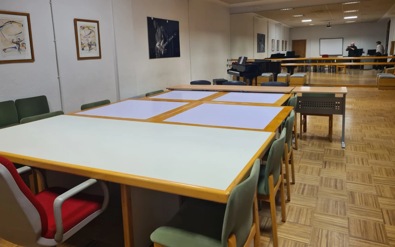 Aulas EMM: Aula espejos